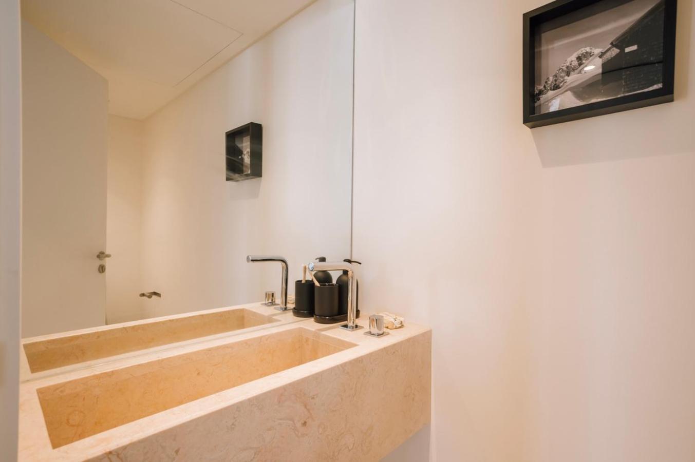 Ade - 2 Bedrooms And Parking In Alcantara Apartamento *